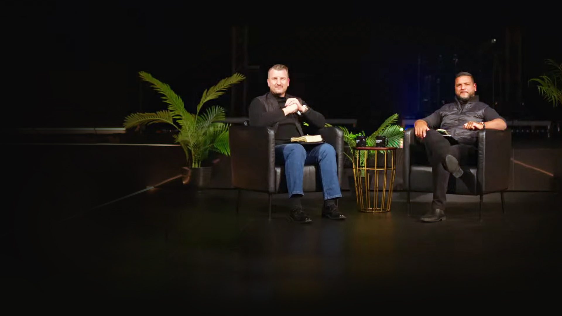 video-section-banner-image