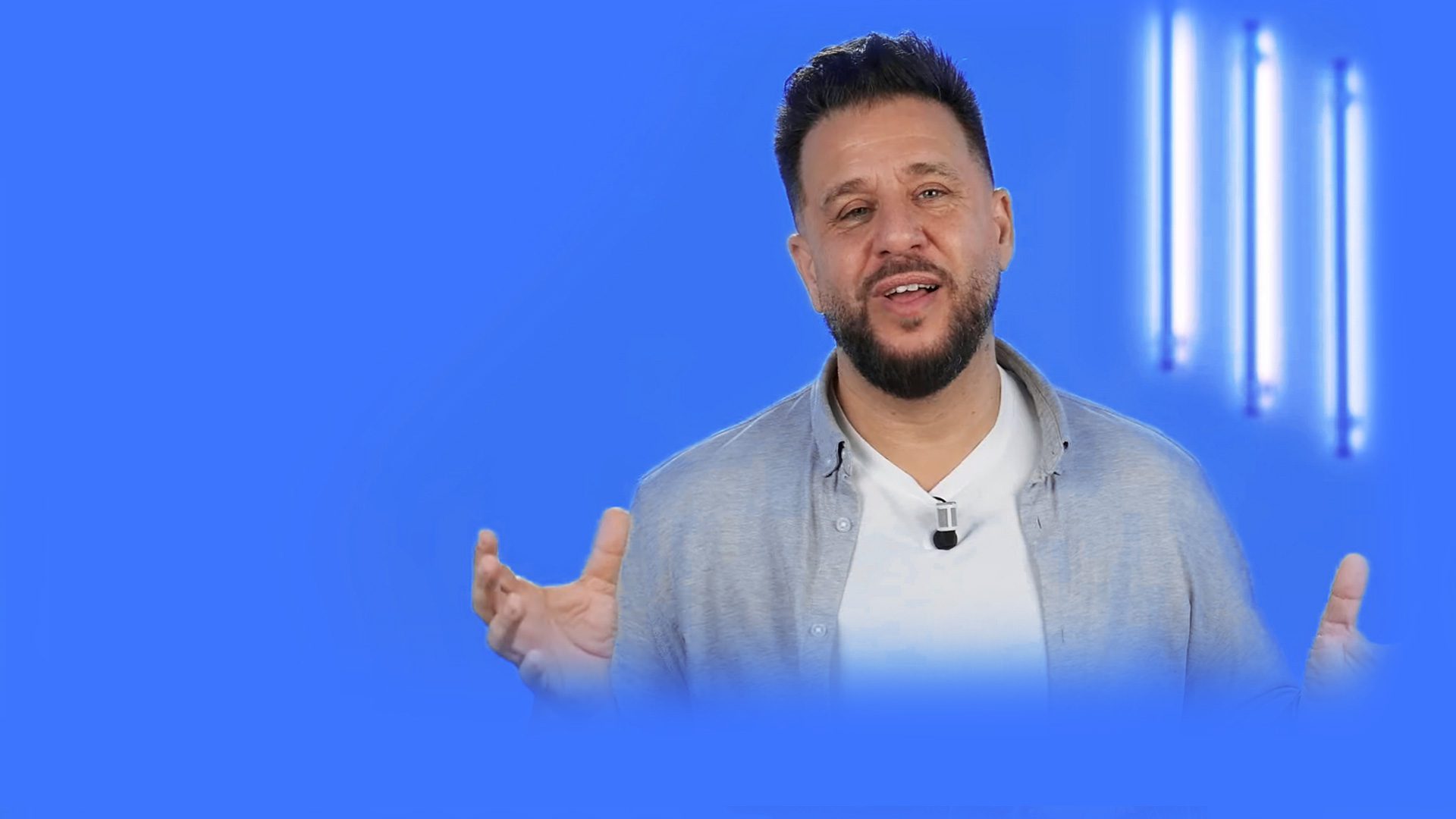 video-section-banner-image